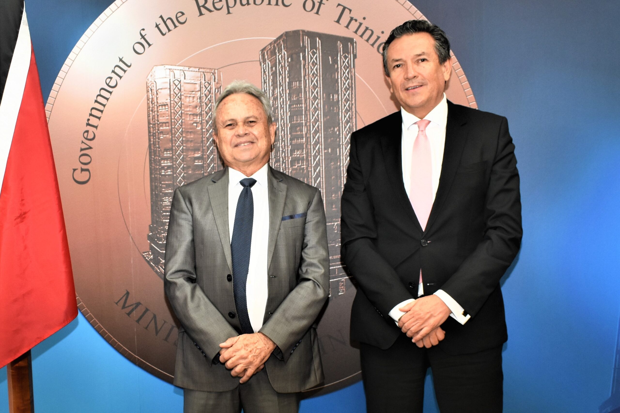 Minister of Finance Receives Courtesy Call from CAF Director Representative to Trinidad